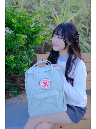 【新登場】刺繡版 Fjallraven Kanken Embroidery – Rose Whisper / Mint - Classic Size